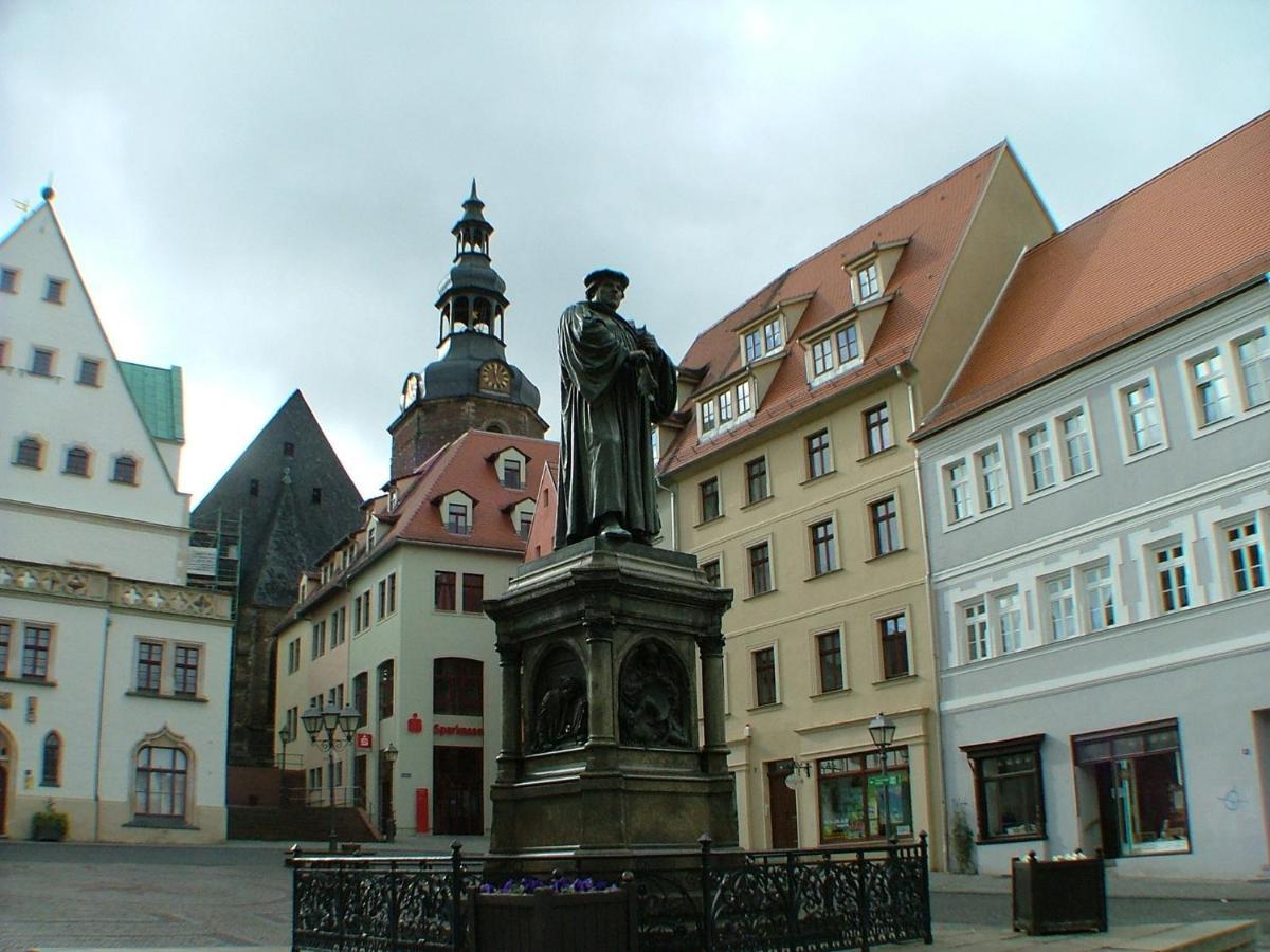 Hotel Garni Pension Zur Lutherstadt Лутерщад Айзлебен Екстериор снимка